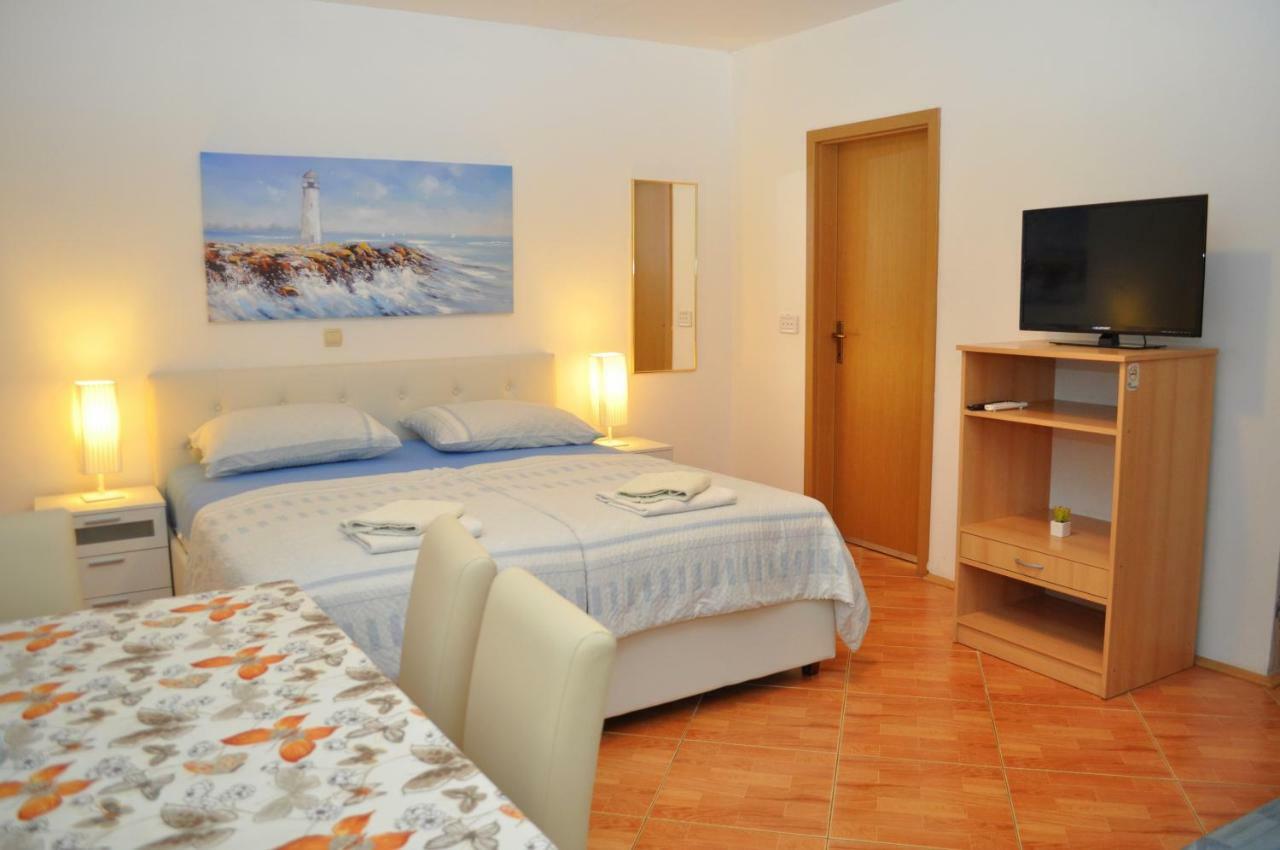 Apartments Ivica Makarska Eksteriør billede