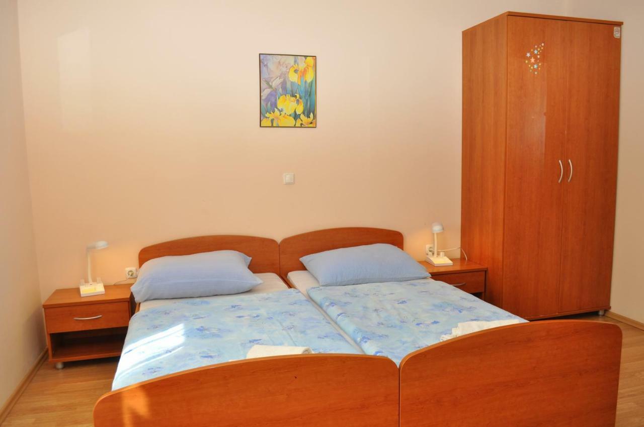 Apartments Ivica Makarska Eksteriør billede