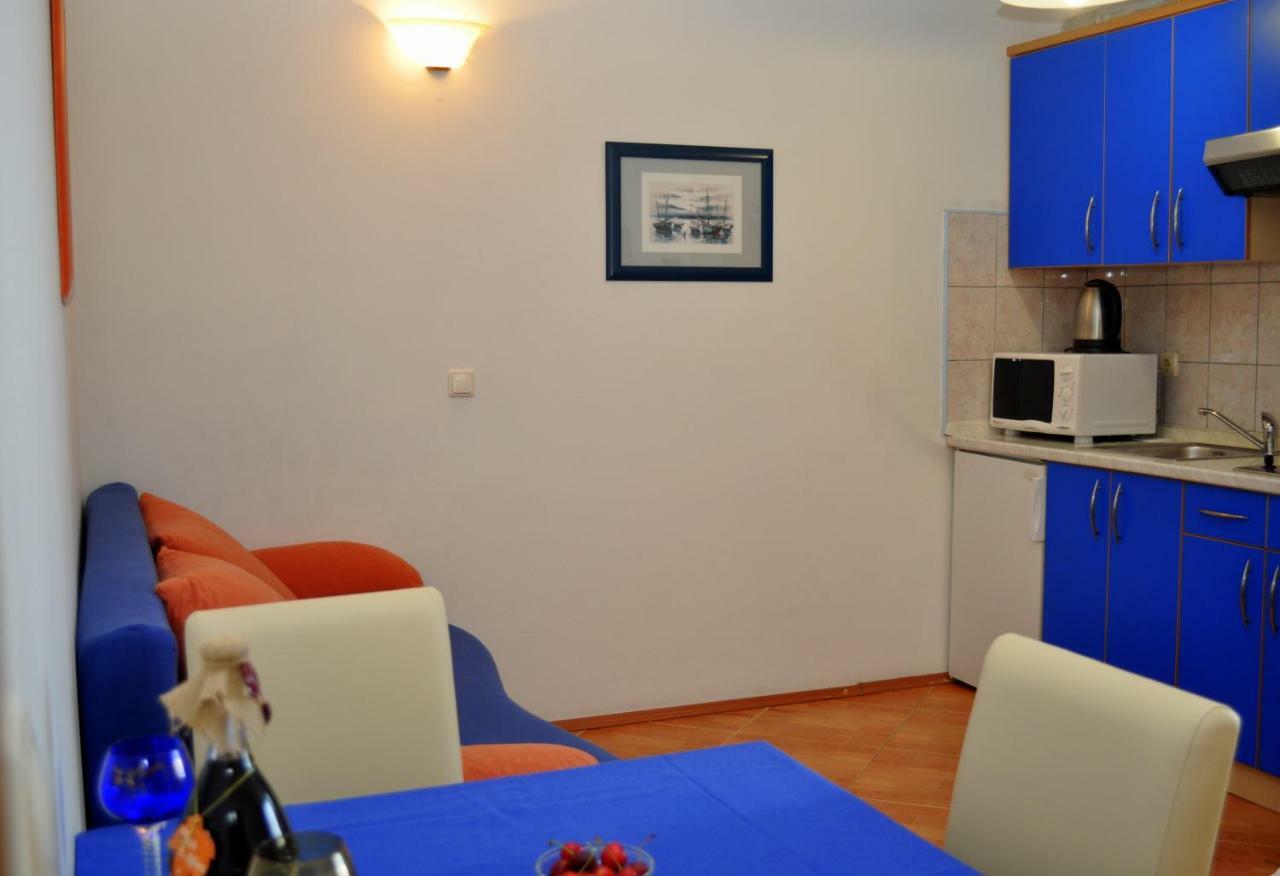 Apartments Ivica Makarska Eksteriør billede