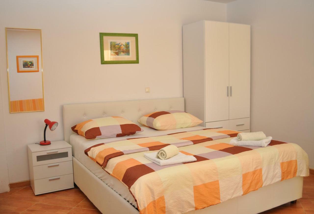 Apartments Ivica Makarska Eksteriør billede